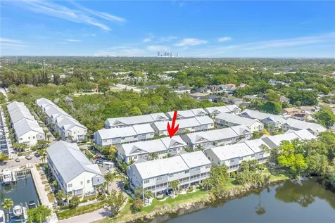 3207 Nautical Place S St Petersburg FL 33712