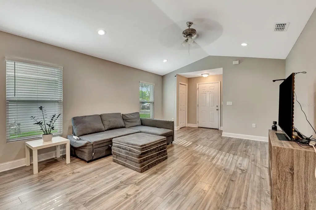 1943 W Elliott Street Lakeland FL 33805