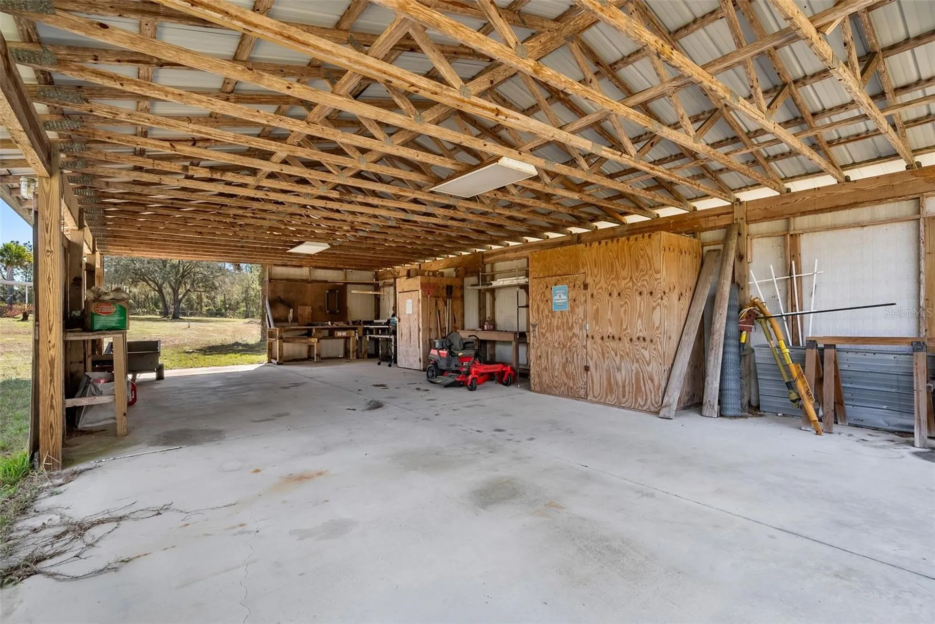 7450 SE State Road 121 Morriston FL 32668