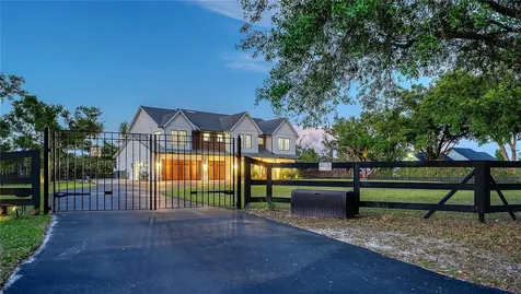 7022 Saddle Creek Circle Sarasota FL 34241