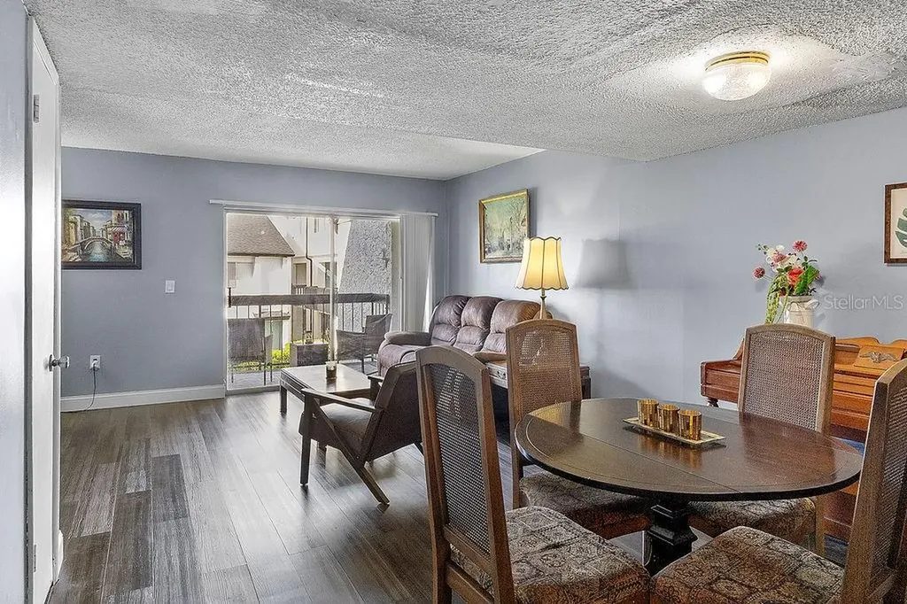 4269 S Semoran Boulevard Orlando FL 32822