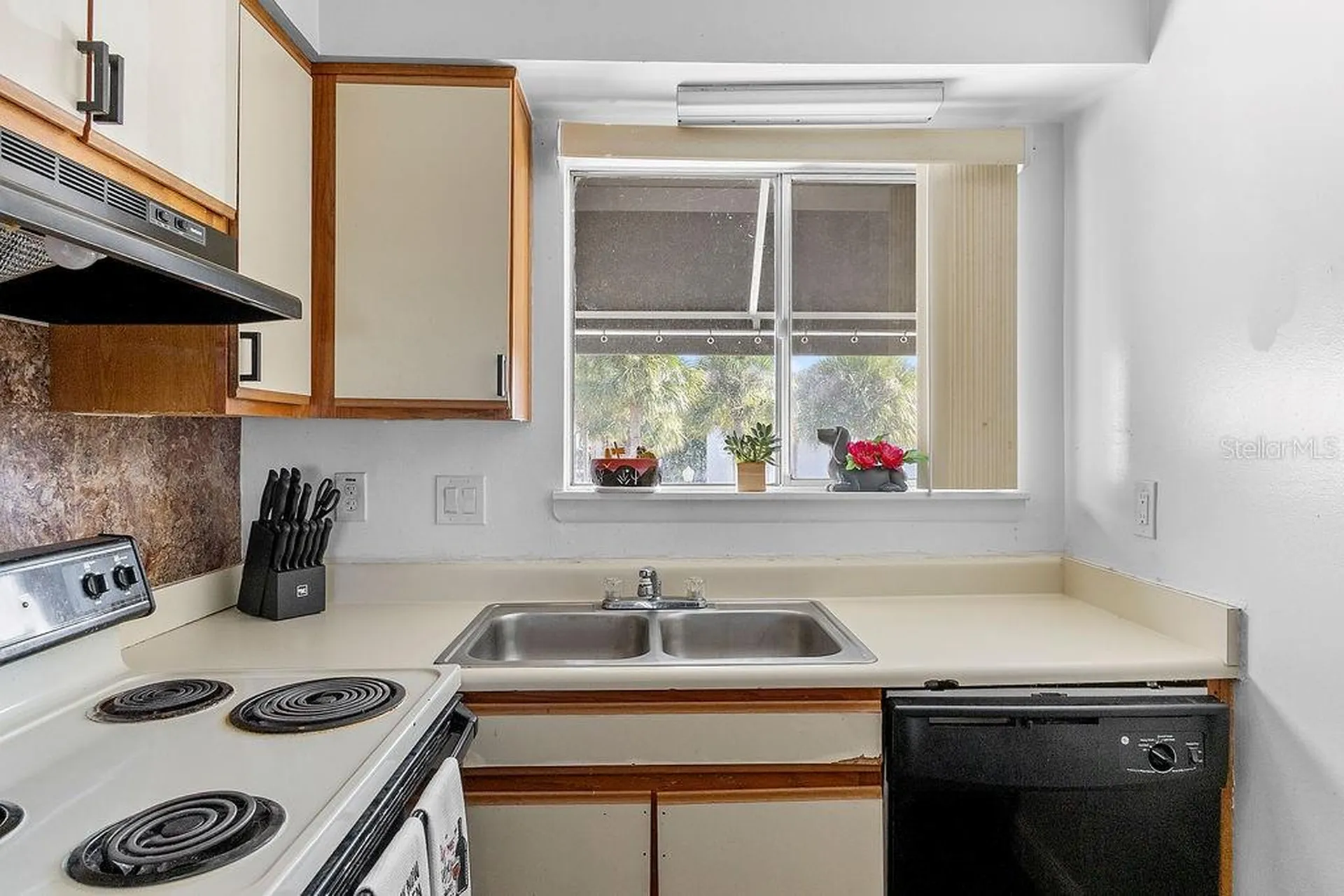4269 S Semoran Boulevard Orlando FL 32822