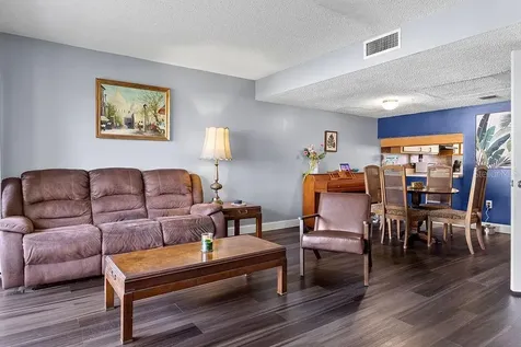 4269 S Semoran Boulevard Orlando FL 32822