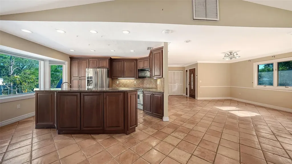 1812 54th Street E Bradenton FL 34208