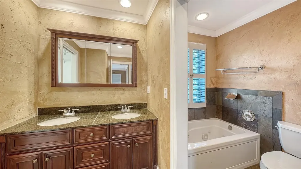 1812 54th Street E Bradenton FL 34208