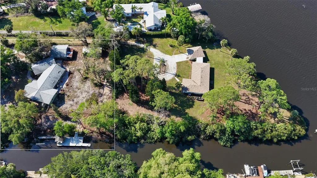 1812 54th Street E Bradenton FL 34208