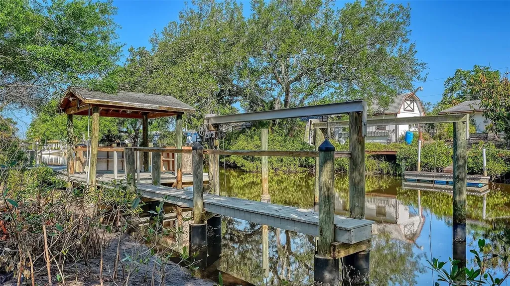 1812 54th Street E Bradenton FL 34208