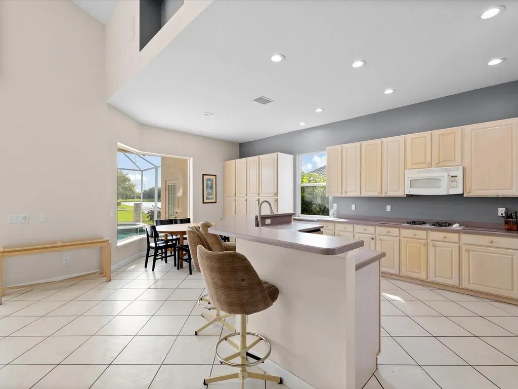 7730 Aralia Way Seminole FL 33777