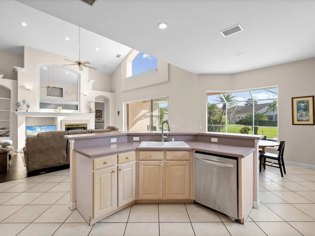 7730 Aralia Way Seminole FL 33777