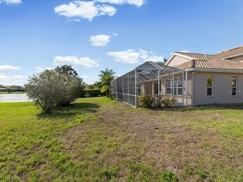7730 Aralia Way Seminole FL 33777