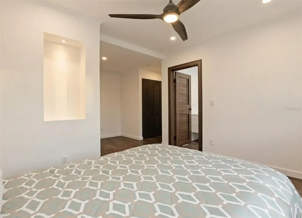 4942 Hubner Circle Sarasota FL 34241