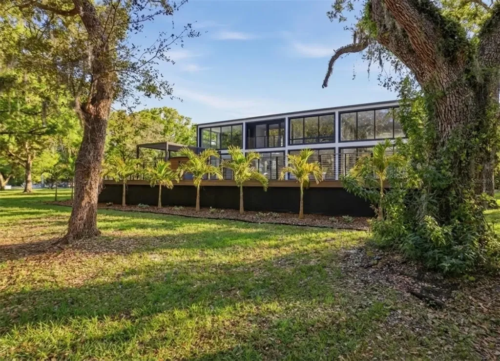 4942 Hubner Circle Sarasota FL 34241