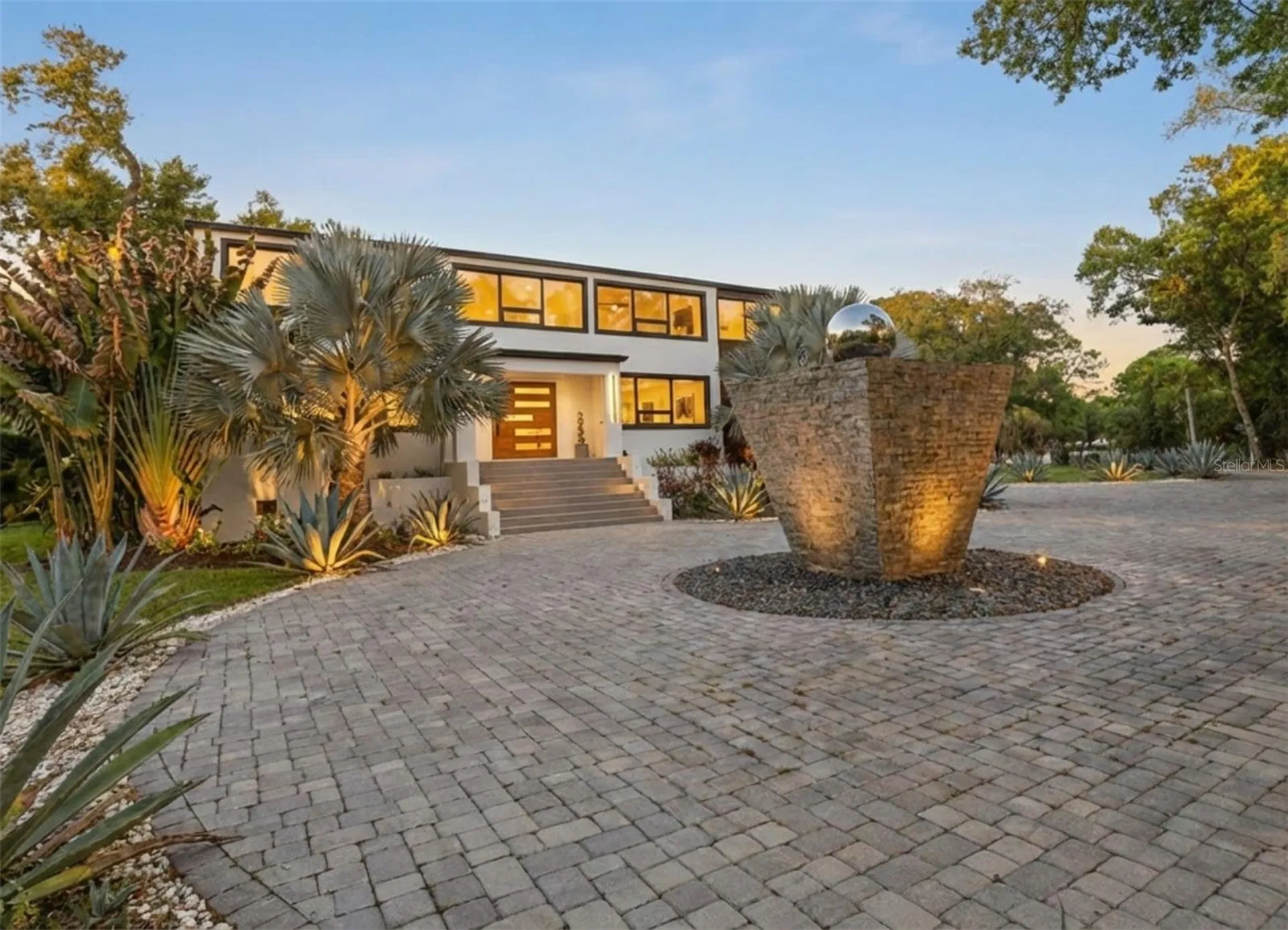 4942 Hubner Circle Sarasota FL 34241