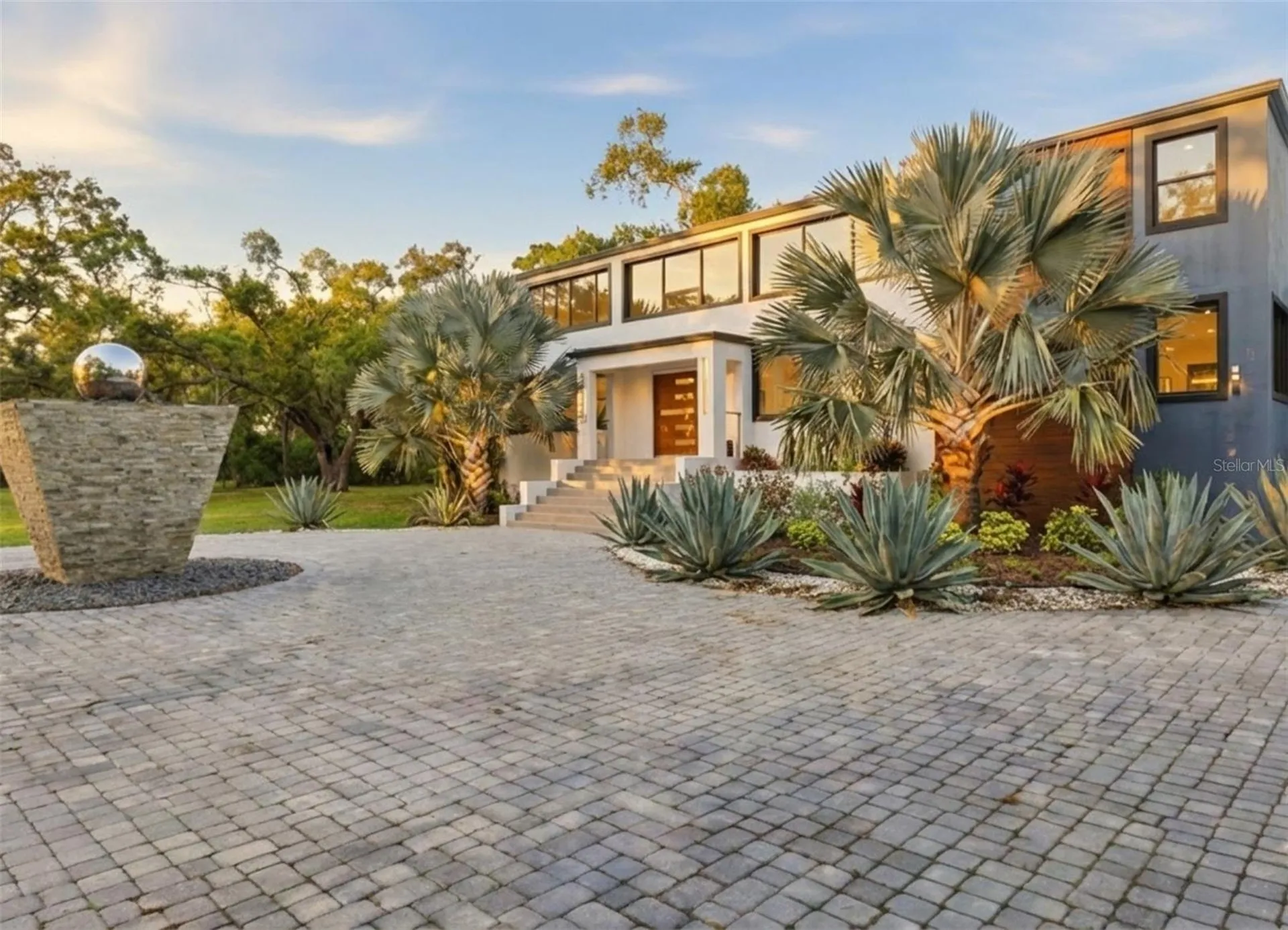 4942 Hubner Circle Sarasota FL 34241