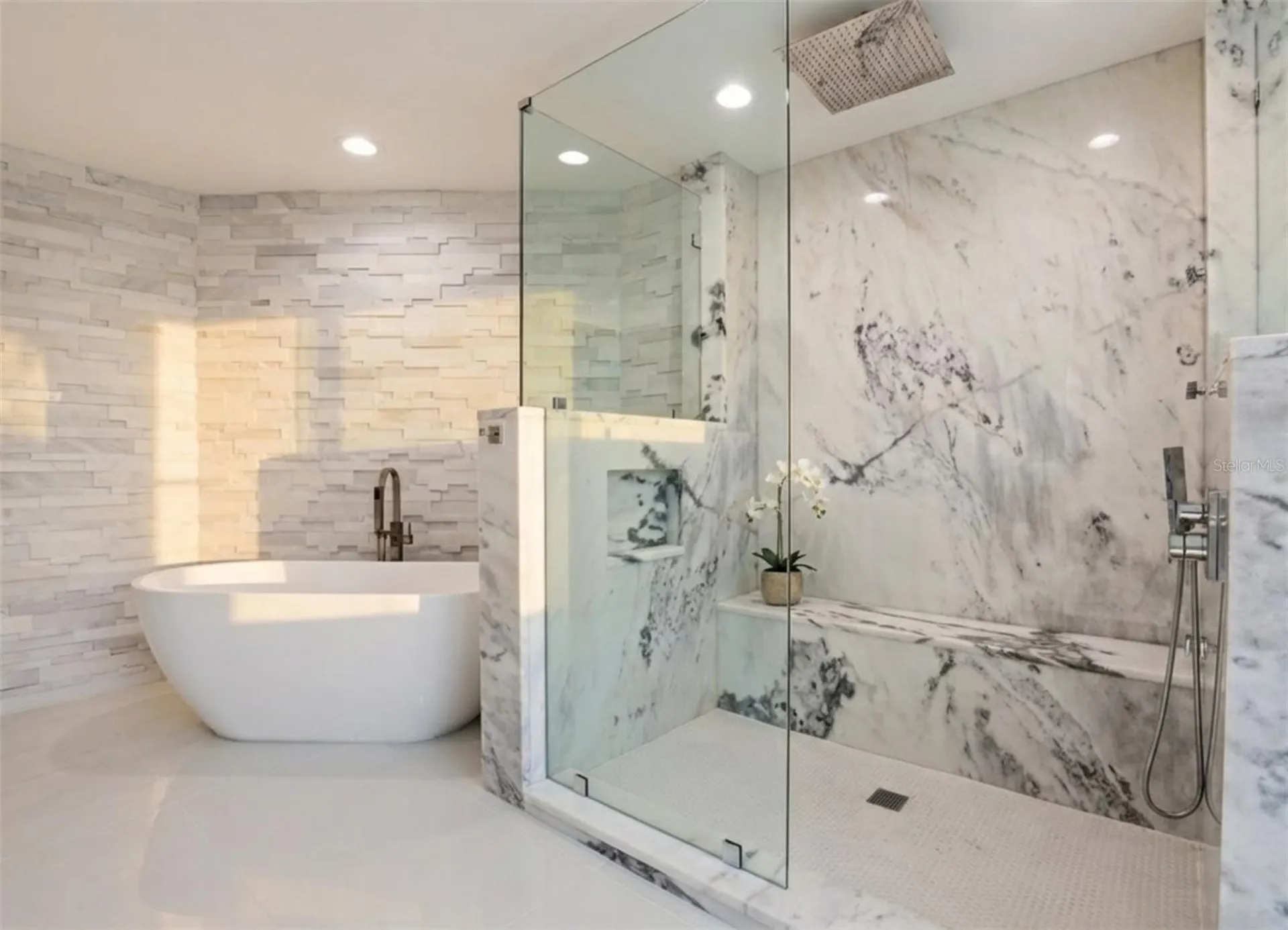 4942 Hubner Circle Sarasota FL 34241