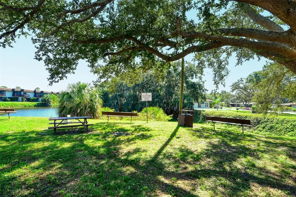 3310 Ramblewood Place Sarasota FL 34237