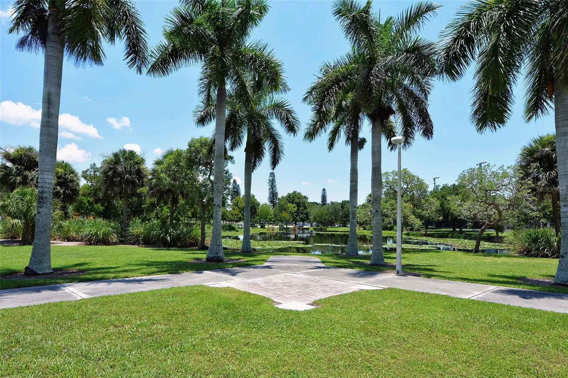 3310 Ramblewood Place Sarasota FL 34237