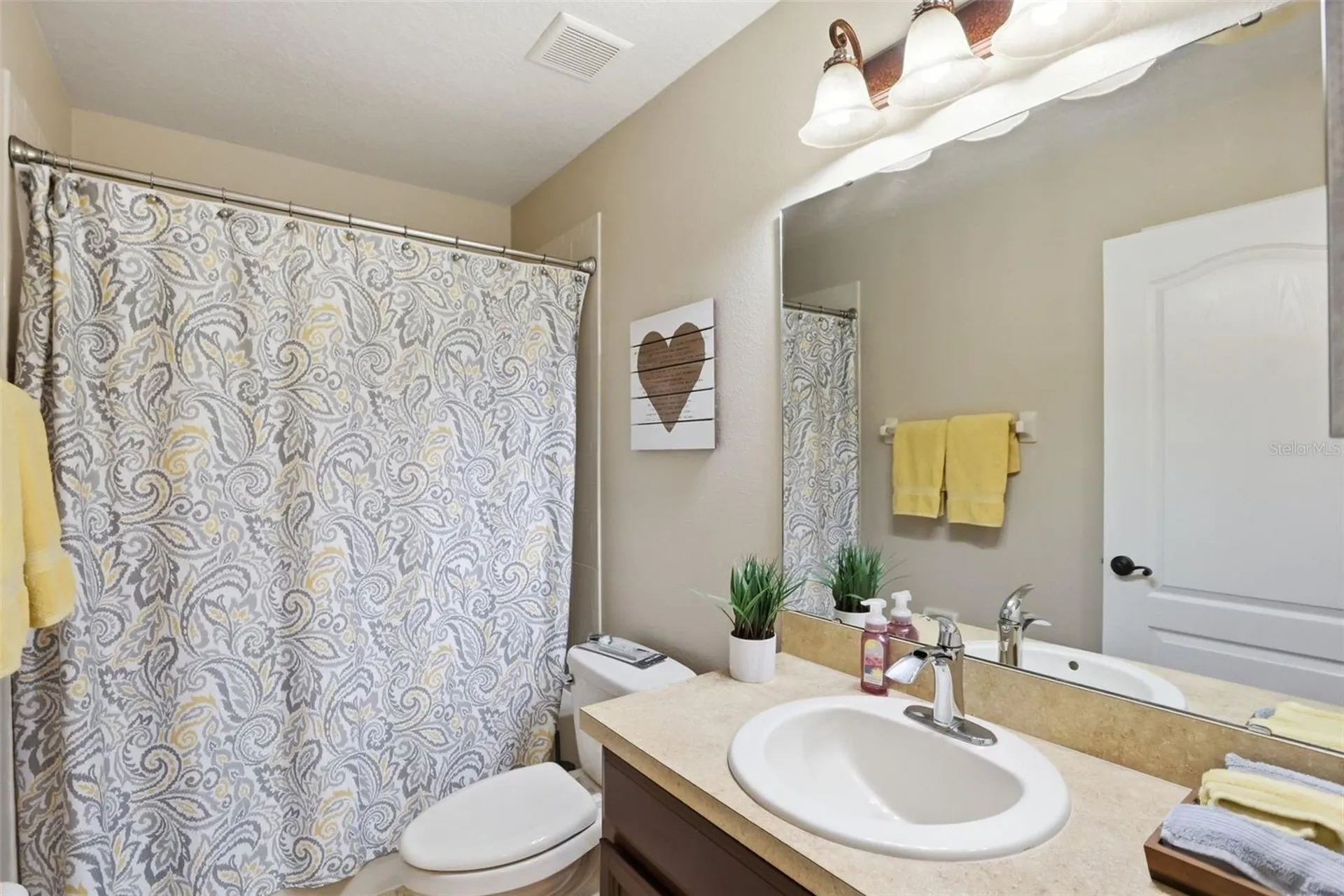 11337 Great Commission Way Orlando FL 32832