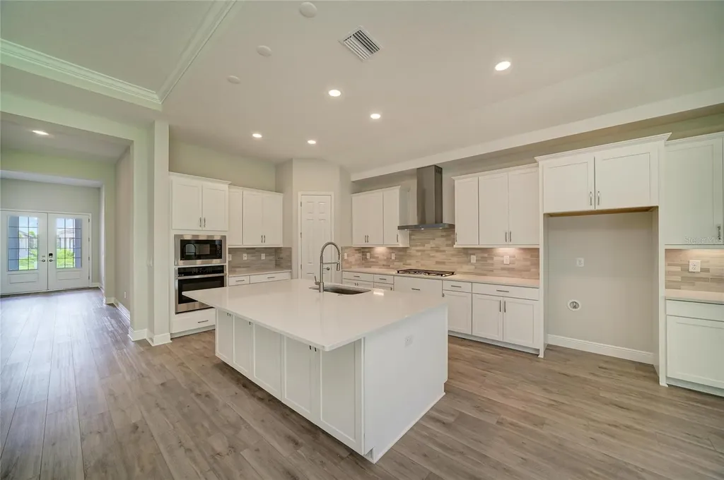 5237 Wolf Creek Drive Apollo Beach FL 33572