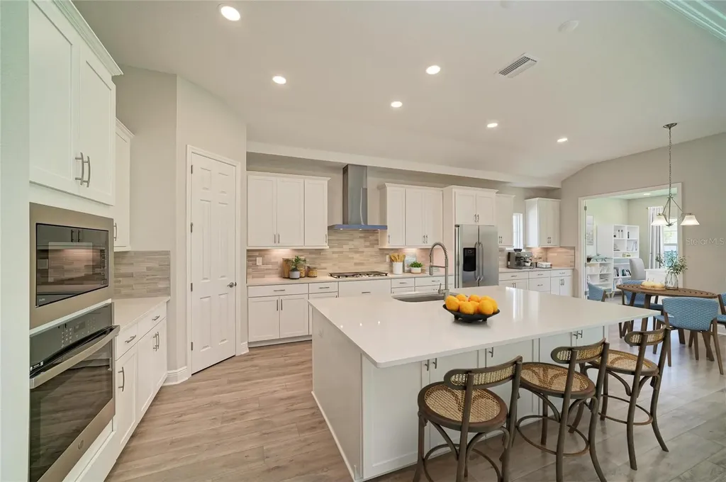5237 Wolf Creek Drive Apollo Beach FL 33572