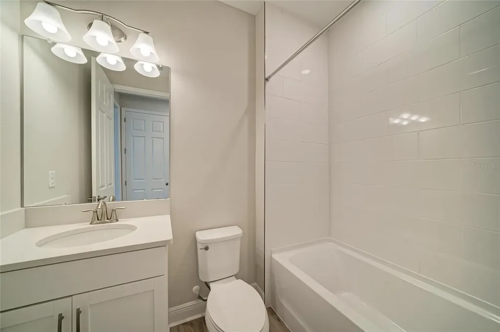 5237 Wolf Creek Drive Apollo Beach FL 33572