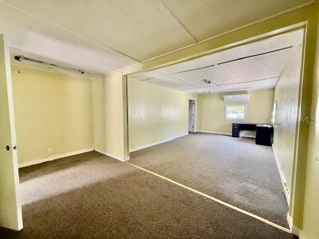 323 N Delaware Avenue Deland FL 32720