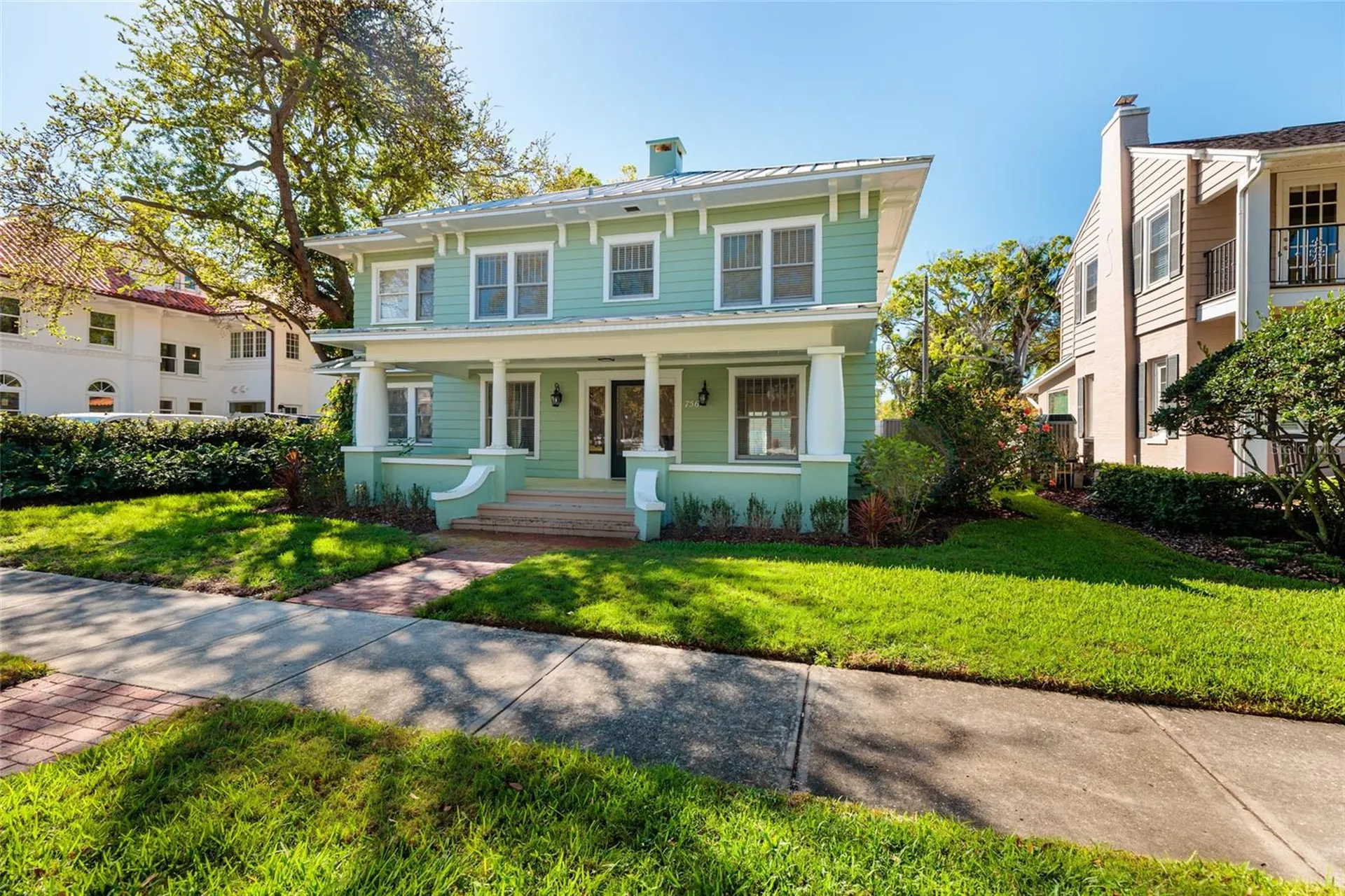 756 17th Avenue NE St Petersburg FL 33704