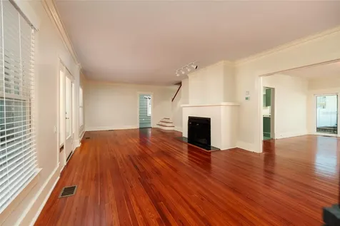 756 17th Avenue NE St Petersburg FL 33704