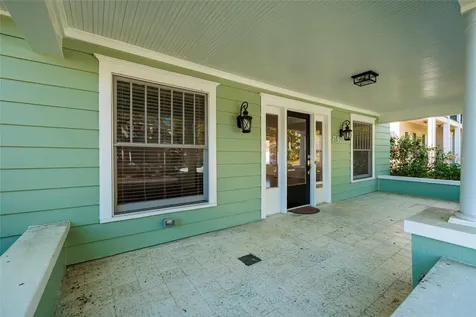 756 17th Avenue NE St Petersburg FL 33704