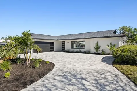 475 Island Way Clearwater Beach FL 33767