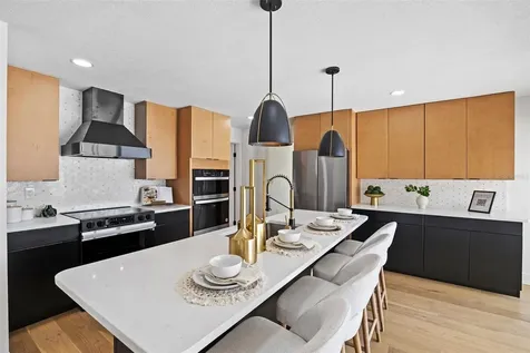 475 Island Way Clearwater Beach FL 33767