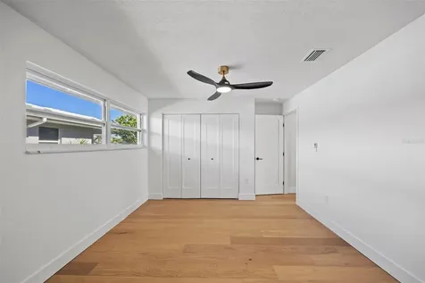 475 Island Way Clearwater Beach FL 33767
