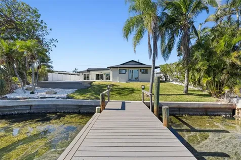 475 Island Way Clearwater Beach FL 33767