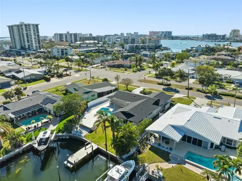475 Island Way Clearwater Beach FL 33767