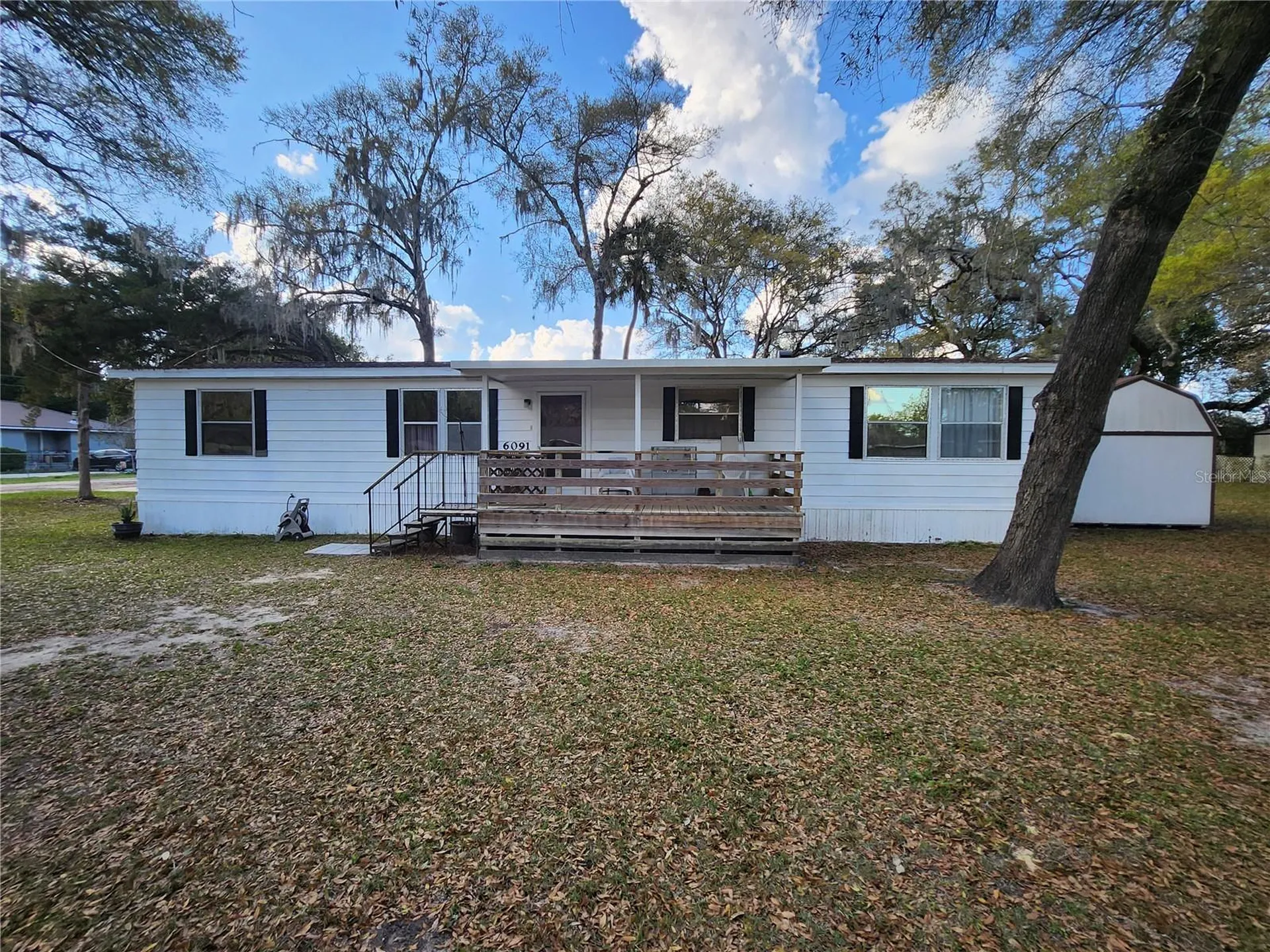 6091 SE 114th Street Road Belleview FL 34420