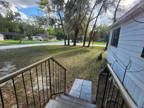 6091 SE 114th Street Road Belleview FL 34420
