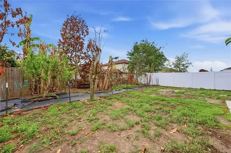 627 Woodland Creek Boulevard Kissimmee FL 34744