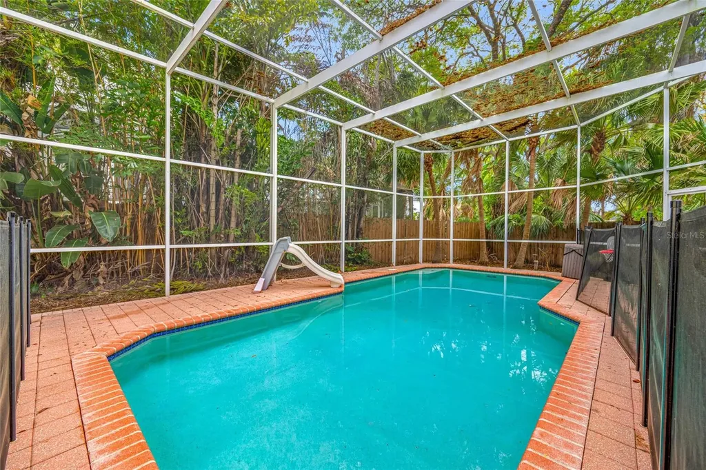 2808 Southpointe Lane Tampa FL 33611