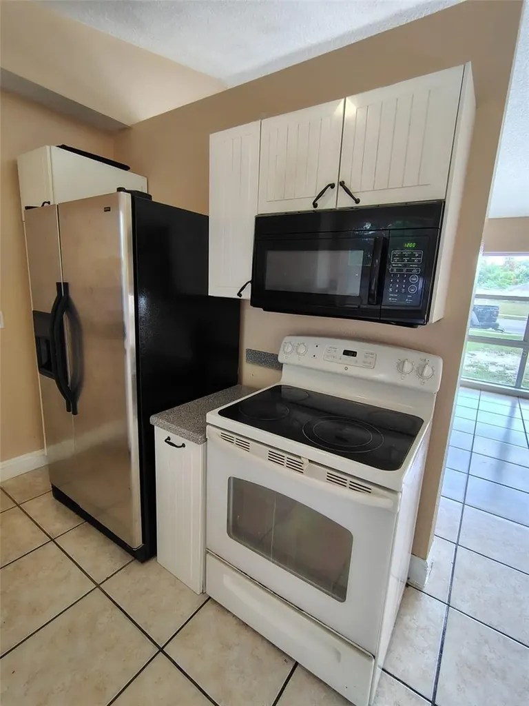 902 N Thacker Avenue Kissimmee FL 34741