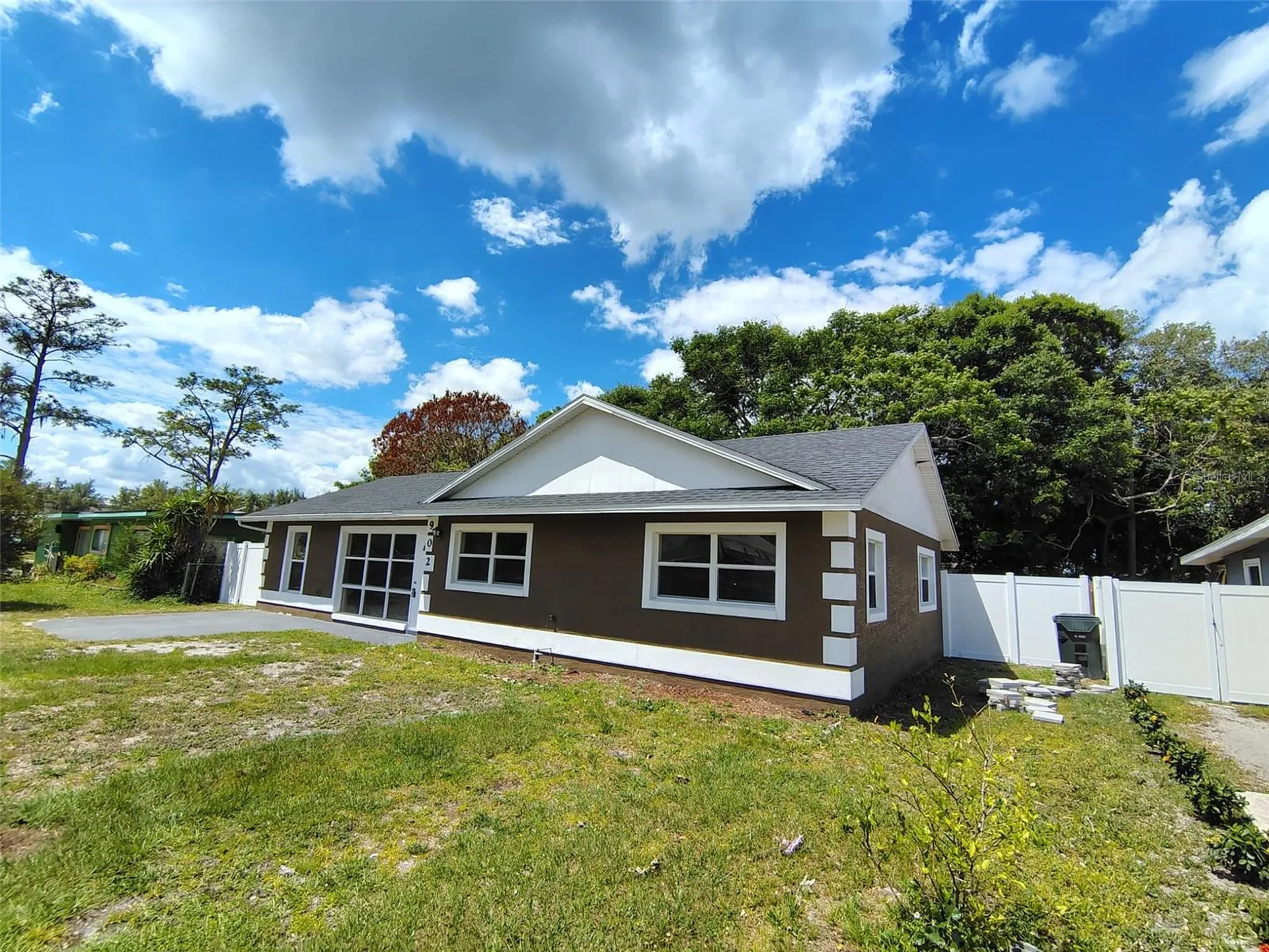 902 N Thacker Avenue Kissimmee FL 34741