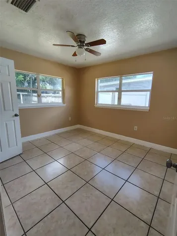 902 N Thacker Avenue Kissimmee FL 34741
