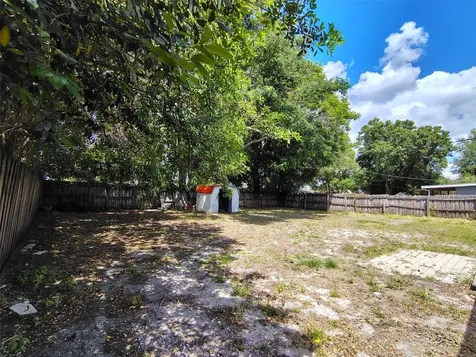 902 N Thacker Avenue Kissimmee FL 34741