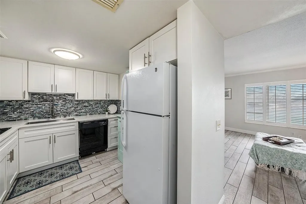 2043 Denmark Street Clearwater FL 33763