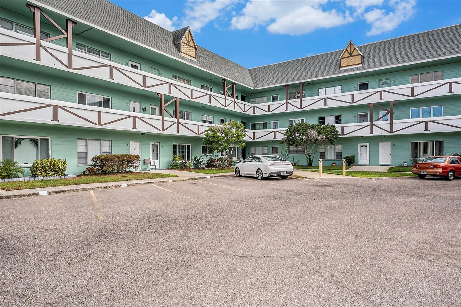 2043 Denmark Street Clearwater FL 33763