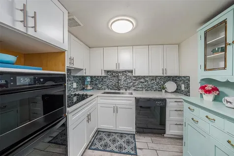 2043 Denmark Street Clearwater FL 33763