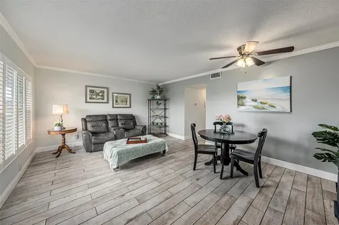 2043 Denmark Street Clearwater FL 33763