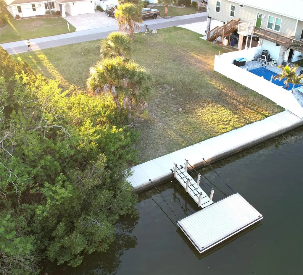 13908 King Hudson FL 34667