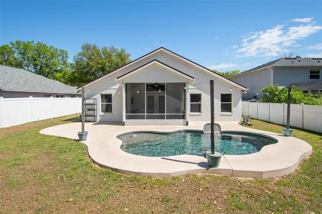 25249 Ironwedge Drive Sorrento FL 32776