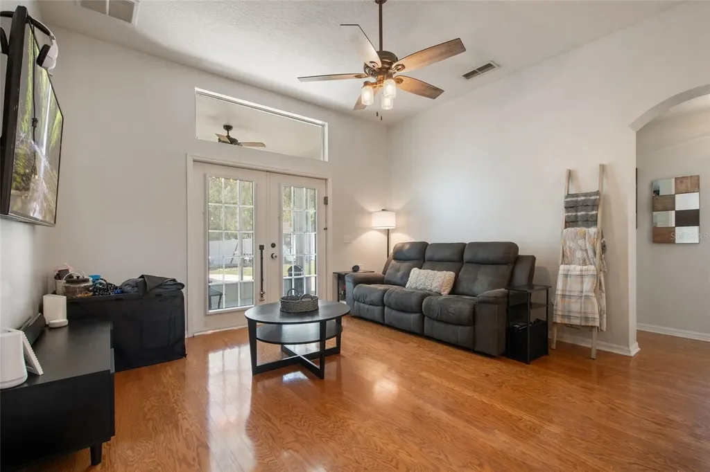 25249 Ironwedge Drive Sorrento FL 32776