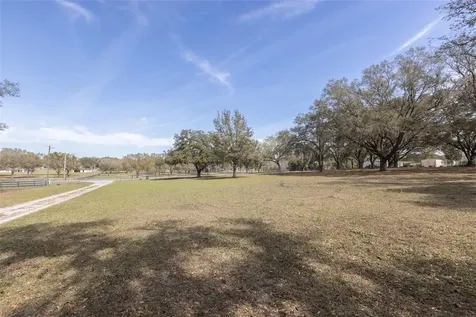 1824 Marion County Road Weirsdale FL 32195